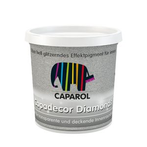 En grå spand med farvede striber og en elefantlogo indeholder Capadecor Diamonds. Tekst inkluderer: "Edler hell glitzerndes Effektpigment für Innen", "Caparol", og "Transparente und deckende Innenraumbeschichtung."